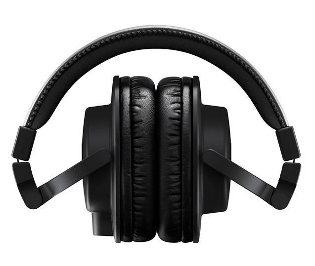 Yamaha HPH-MT5 HEADPHONES